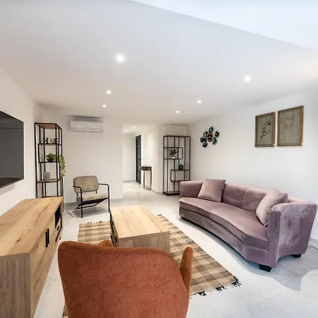 3 - Parking - Clim Apartman