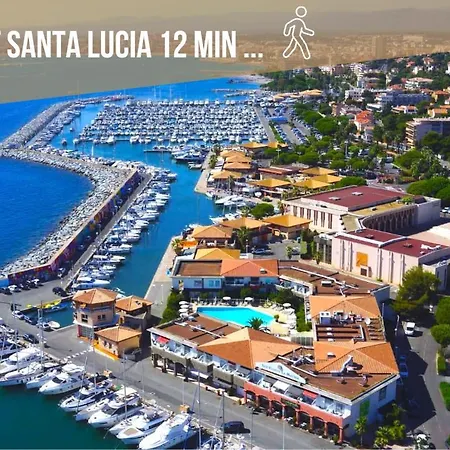 アパート Appart Hotel 3 Chambres Piscine & Jacuzzi A Saint-Raphael *