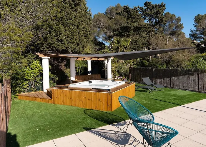 3 - Parking - Clim * Saint-Raphaël